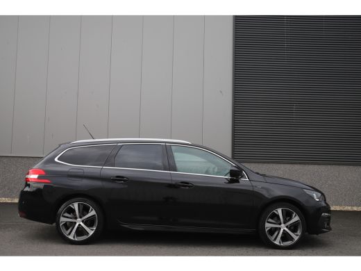 Peugeot 308 SW 1.2 130pk Automaat GT-Line/Adaptive/Virtual/Trekhaak/Cam./Full-Led/18" ActivLease financial lease