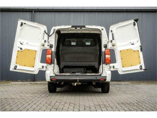 Peugeot Expert 2.0 | L3H1 | 6-Zits | LED | Camera | Cruise | Airco | PDC | Euro 6 ActivLease financial lease