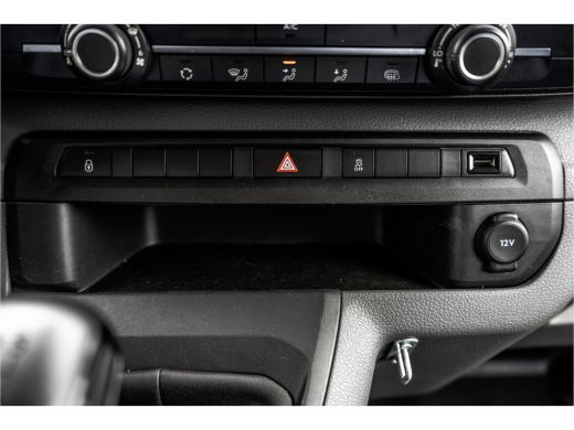 Peugeot Expert 2.0 | L3H1 | 6-Zits | LED | Camera | Cruise | Airco | PDC | Euro 6 ActivLease financial lease