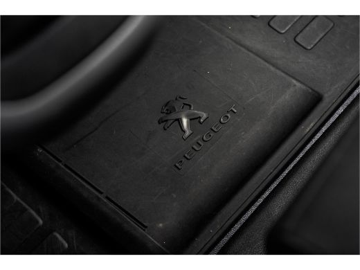 Peugeot Expert 2.0 | L3H1 | 6-Zits | LED | Camera | Cruise | Airco | PDC | Euro 6 ActivLease financial lease