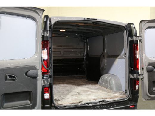 Renault Trafic 1.6 dCi 120pk L1 H1 Airco Trekhaak ActivLease financial lease