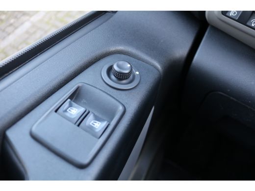 Renault Trafic 1.6 dCi 120pk L1 H1 Airco Trekhaak ActivLease financial lease