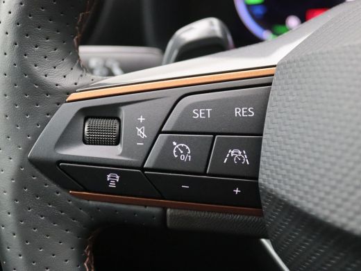CUPRA Formentor 1.4 e-Hybrid Business 204PK DSG Full led, adaptive cruise met travel assist, side assist, stuur-s... ActivLease financial lease