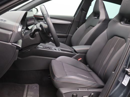 CUPRA Formentor 1.4 e-Hybrid VZ Performance 204PK DSG Full led, trekhaak, schuif-kanteldak, 360gr. camera, adapti... ActivLease financial lease
