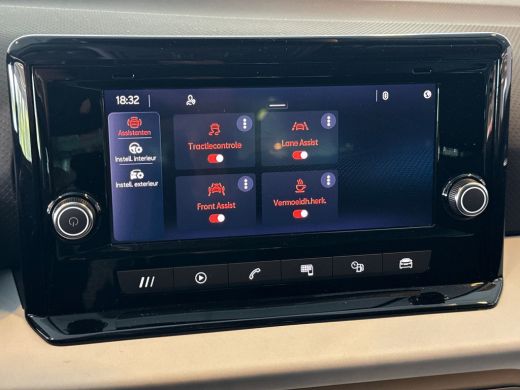Seat Ibiza 1.0 TSI 4.OH! Edition / Stoelverwarming / Virtuel Cockpit / Apple CarPlay, Android Auto ActivLease financial lease