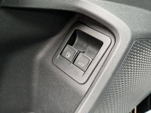 CUPRA Leon Sportstourer 1.4 TSI e-Hybrid DSG | PHEV | Trekhaak | A. Camera | Navi | Elec. A-Klep | DCC | ActivLease financial lease