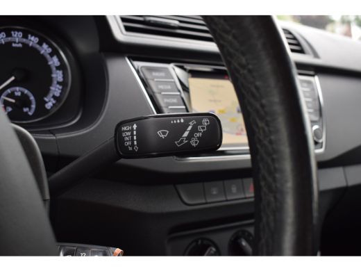Skoda Fabia Combi 1.0 TSI Ambition | Apple CarPlay | Airco | PDC | Cruise ActivLease financial lease