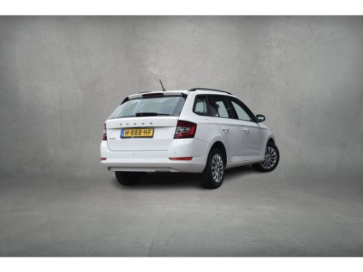 Skoda Fabia Combi 1.0 TSI Ambition | Apple CarPlay | Airco | PDC | Cruise ActivLease financial lease