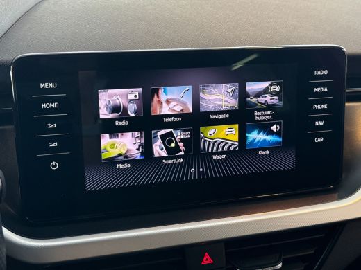 Skoda Kamiq 1.0 TSI 110pk DSG Sport Business / Navigatie / Verwarmbare voorstoelen / 17 inch Braga / ActivLease financial lease