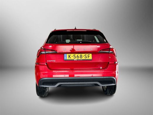 Skoda Kamiq 1.0 TSI 110pk DSG Sport Business / Navigatie / Verwarmbare voorstoelen / 17 inch Braga / ActivLease financial lease
