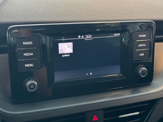 Skoda Scala 1.0 TSI 110pk Ambition / AppleCarplay, Android Auto / Airco ActivLease financial lease