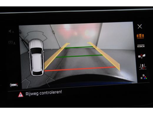Skoda Superb Combi 1.4 TSI iV Hybrid *1ste Eigenaar*Panoramadak*Navigatie* ActivLease financial lease