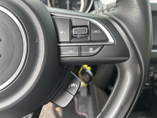 Suzuki Swift 1.2 Select Smart Hybrid ActivLease financial lease