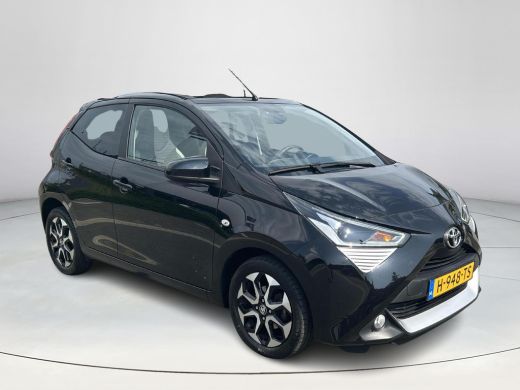 Toyota Aygo 1.0 VVT-i x-joy cabrio (Carplay Navigatie - Elektrisch vouwdak) ActivLease financial lease