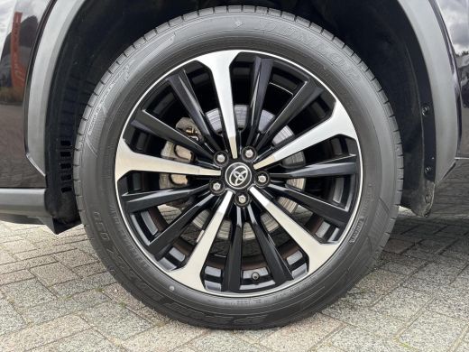 Toyota Highlander 2.5 AWD Hybrid Premium | 7 persoons | Full option! | Stoelverwarming- en koeling | Lederen bekleding ActivLease financial lease