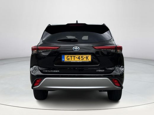Toyota Highlander 2.5 AWD Hybrid Premium | 7 persoons | Full option! | Stoelverwarming- en koeling | Lederen bekleding ActivLease financial lease
