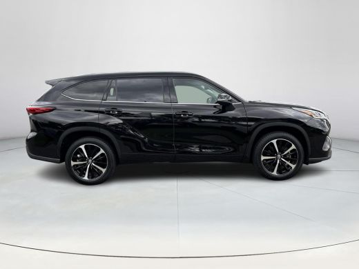 Toyota Highlander 2.5 AWD Hybrid Premium | 7 persoons | Full option! | Stoelverwarming- en koeling | Lederen bekleding ActivLease financial lease