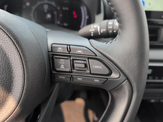 Toyota Yaris 1.5 Hybrid 115 Dynamic | Navigatie | Apple CarPlay/Android auto | Achteruitrijcamera | Comfort pack ActivLease financial lease