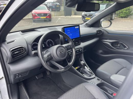 Toyota Yaris 1.5 Hybrid 130 Executive | Navigatie | Apple CarPlay/Android auto | Achteruitrijcamera | Head-Up ... ActivLease financial lease