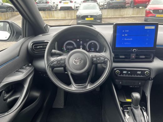Toyota Yaris 1.5 Hybrid 130 Executive | Navigatie | Apple CarPlay/Android auto | Achteruitrijcamera | Head-Up ... ActivLease financial lease