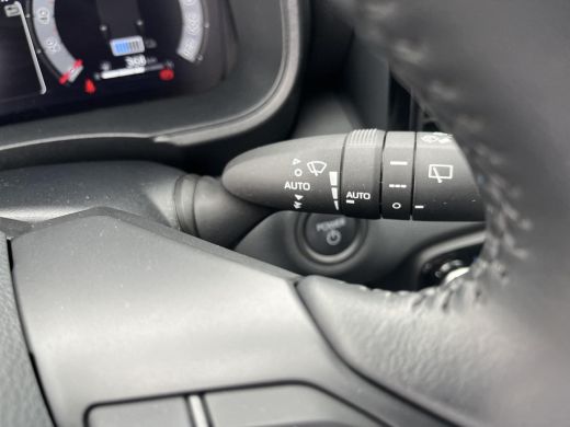 Toyota Yaris 1.5 Hybrid 130 Executive | Navigatie | Apple CarPlay/Android auto | Achteruitrijcamera | Head-Up ... ActivLease financial lease
