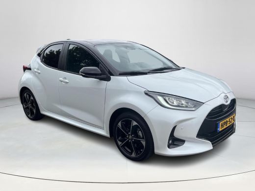 Toyota Yaris 1.5 Hybrid 130 Executive | Navigatie | Apple CarPlay/Android auto | Achteruitrijcamera | Head-Up ... ActivLease financial lease