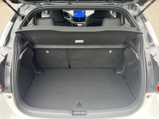 Toyota Yaris 1.5 Hybrid 130 Executive | Navigatie | Apple CarPlay/Android auto | Achteruitrijcamera | Head-Up ... ActivLease financial lease