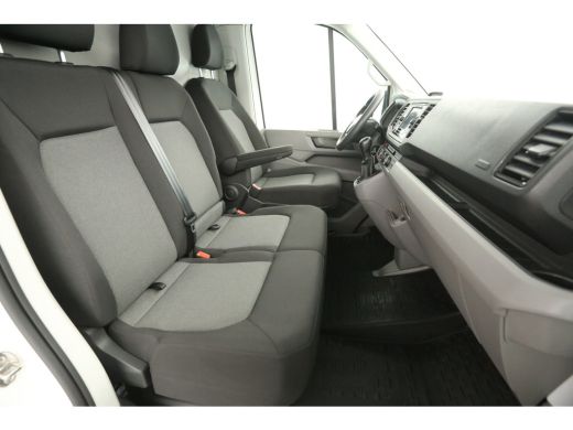 Volkswagen Crafter 30 2.0 TDI L3H2 140PK DSG Automaat 3000KG Trekgew. Airco Cruise Carplay 3 Persoons Elektrpakket S... ActivLease financial lease