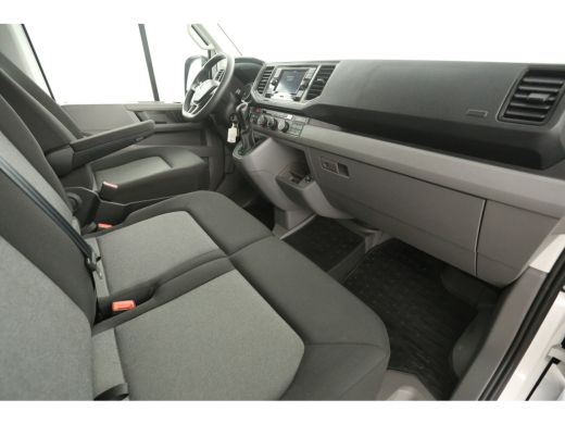 Volkswagen Crafter 30 2.0 TDI L3H2 140PK DSG Automaat 3000KG Trekgew. Airco Cruise Carplay 3 Persoons Elektrpakket S... ActivLease financial lease