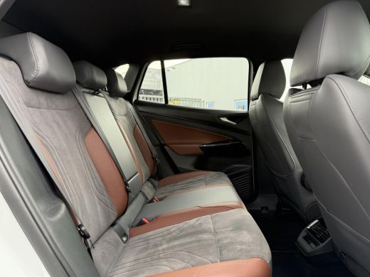 Volkswagen ID.4 Aut. First Edition 77kWh | Navi | Camera | ECC ActivLease financial lease