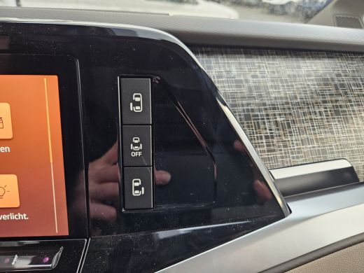 Volkswagen Multivan 1.4 eHybrid L2H1 Energetic 6 zitplaatsen | IQ Light | Elektrische schuifdeuren + Achterklep ActivLease financial lease