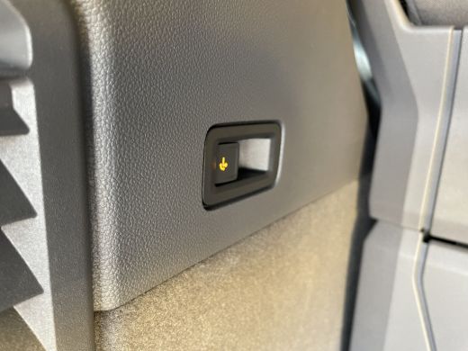 Volkswagen Multivan 1.4 eHybrid L2H1 Energetic 6 zitplaatsen | IQ Light | Elektrische schuifdeuren + Achterklep | Pri... ActivLease financial lease