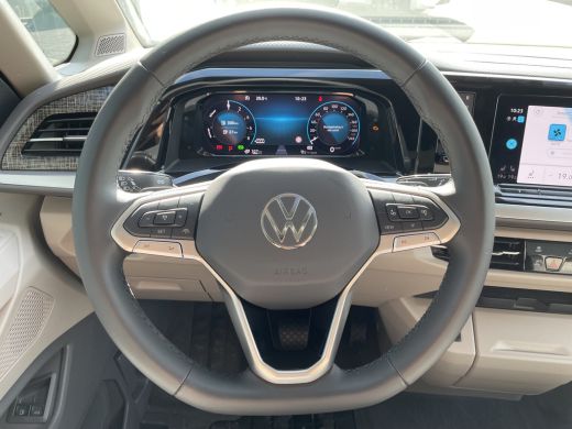 Volkswagen Multivan 1.4 eHybrid L2H1 Energetic 6 zitplaatsen | IQ Light | Elektrische schuifdeuren + Achterklep | Pri... ActivLease financial lease