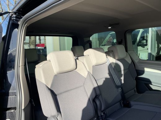 Volkswagen Multivan 1.4 eHybrid L2H1 Life | 7 Zitplaatsen | IQ Light | Elektrische achterklep ActivLease financial lease