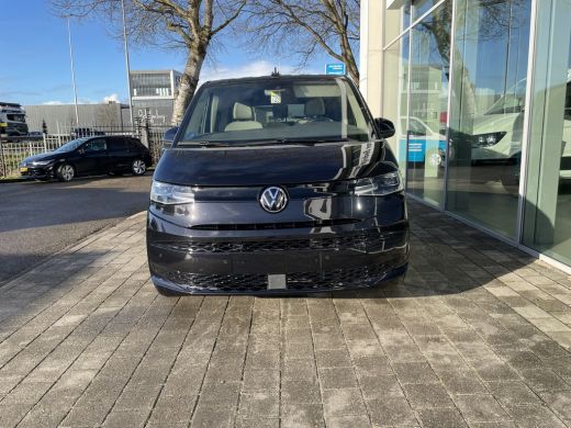 Volkswagen Multivan 1.4 eHybrid L2H1 Life | 7 Zitplaatsen | IQ Light | Elektrische achterklep ActivLease financial lease