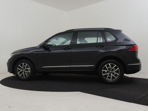 Volkswagen Tiguan 1.4 TSI eHybrid Life 245pk | head up display | Navigatie | Adaptief cruise control | Led koplampe... ActivLease financial lease