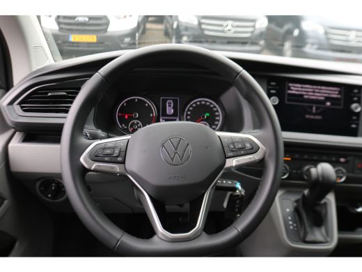 Volkswagen Transporter 2.0 TDI L2 H1 DC 150pk Caravelle Black Edition ActivLease financial lease