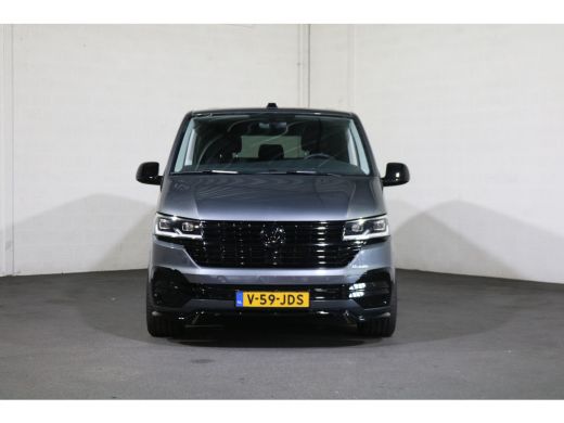 Volkswagen Transporter 2.0 TDI L2 H1 DC 150pk Caravelle Black Edition ActivLease financial lease