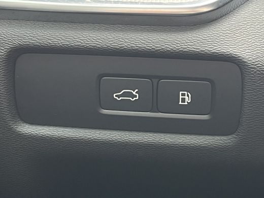 Volvo  V60 2.0 T6 Plug-in Plus Dark | Achteruitrijcamera | Cruise control adaptief met Stop&Go en stuurhulp ... ActivLease financial lease