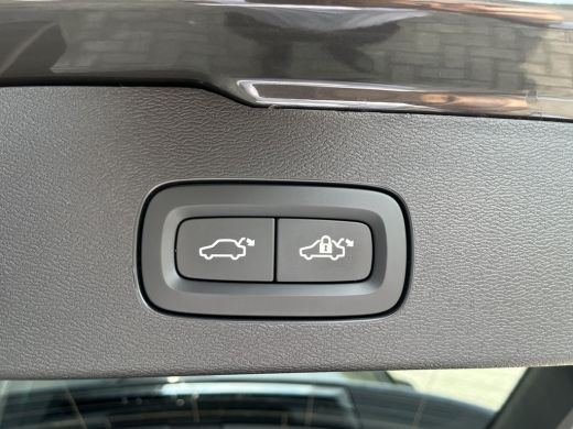 Volvo  V60 2.0 T6 Plug-in Plus Dark | Achteruitrijcamera | Cruise control adaptief met Stop&Go en stuurhulp ... ActivLease financial lease