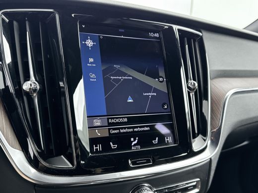 Volvo  V60 B3 Inscription | 19" | Adaptieve cruise | BLIS | Parkeercamera | Elektr. verstelbare best. stoel ... ActivLease financial lease