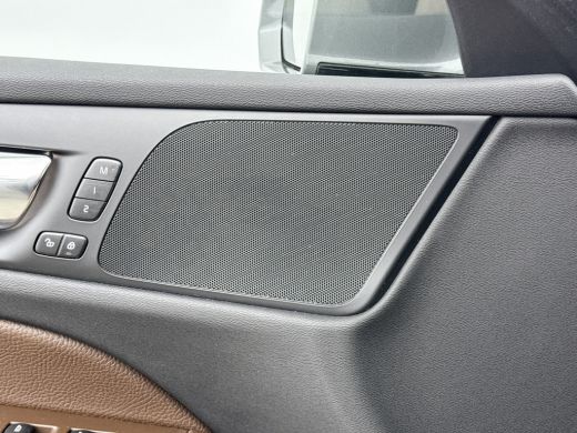 Volvo  V60 B3 Inscription | 19" | Adaptieve cruise | BLIS | Parkeercamera | Elektr. verstelbare best. stoel ... ActivLease financial lease