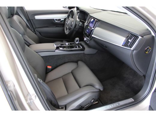 Volvo  V90 T6 350PK AWD Ultra Dark | Pano-dak | Trekhaak | 360° camera | Gelam. zijruiten ActivLease financial lease