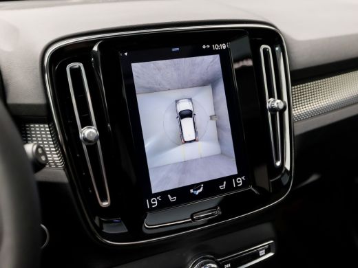 Volvo  XC40 2.0 B3 R-Design 177Pk Automaat (PANORAMADAK, APPLE CARPLAY, GROOT NAVI, MEMORY SEATS, 360 CAMERA,... ActivLease financial lease