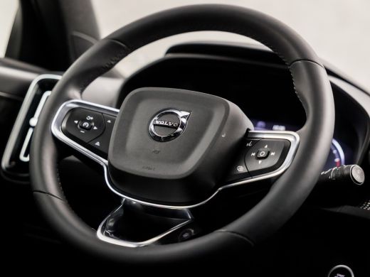 Volvo  XC40 2.0 B3 R-Design 177Pk Automaat (PANORAMADAK, APPLE CARPLAY, GROOT NAVI, MEMORY SEATS, 360 CAMERA,... ActivLease financial lease