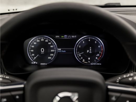 Volvo  XC40 2.0 B3 R-Design 177Pk Automaat (PANORAMADAK, APPLE CARPLAY, GROOT NAVI, MEMORY SEATS, 360 CAMERA,... ActivLease financial lease