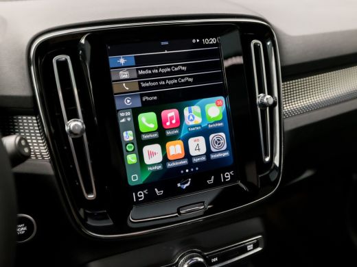 Volvo  XC40 2.0 B3 R-Design 177Pk Automaat (PANORAMADAK, APPLE CARPLAY, GROOT NAVI, MEMORY SEATS, 360 CAMERA,... ActivLease financial lease