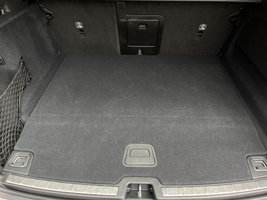 Volvo  XC60 2.0 T6 Plug-in hybrid AWD Plus Dark | Google | Trekhaak | 360 Camera | Leder | ActivLease financial lease