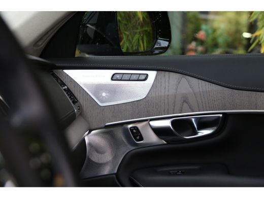 Volvo  XC90 2.0 T8 Plug-in hybrid AWD Ultra Dark | Luchtvering | Bowers&Wilkins | Trekhaak | 360 Camera | Pan... ActivLease financial lease