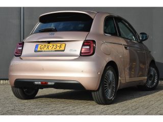 Fiat 500 Urban 42 kWh | Pack Style & Comfort | Achteruitrijcamera | Stoelverwarming | Dodehoek-Detectie | ...